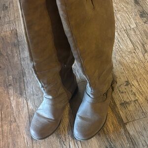 XOXO Brown Heeled Boots